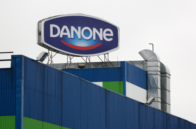 Danone планирует отказаться от своих глобальных брендов в России