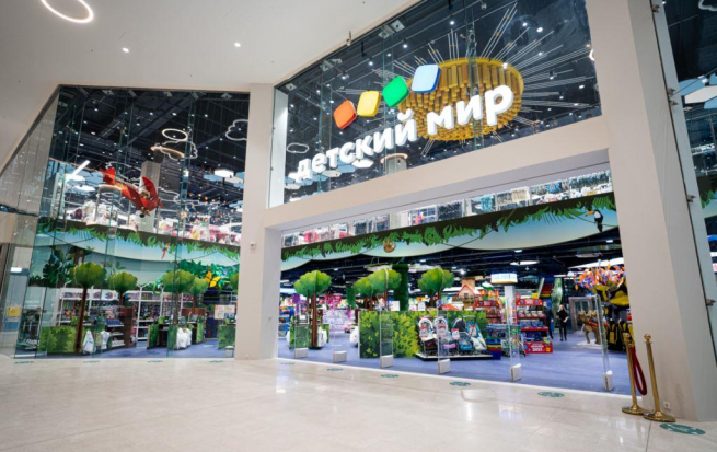 Детский мир» открыл новый флагманский магазин с интерактивным пространством и сказочными арт-объектами New Retail