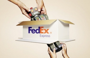 Служба экспресс-доставки FedEx покупает своего конкурента TNT Express