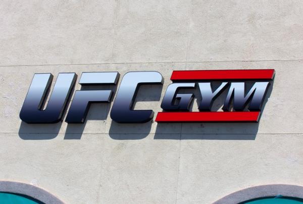 UFC предложила использовать свой бренд производителям товаров в РФ