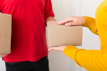 Pony Express вынужденно увеличит оплату услуг на 20%