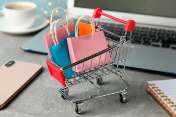 Дайджест е-com: самые важные обновления для работы на маркетплейсах в марте