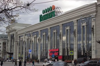 ТРЦ «Гринвич» не удалось взыскать с H&M упущенную выгоду в размере 28 млн рублей