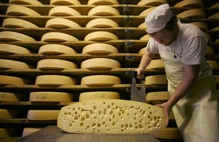 В Бурятии после многолетнего перерыва возобновлено производство сыров 