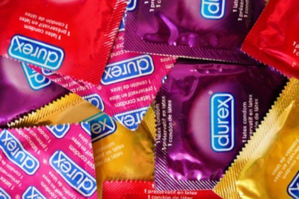 ФАС признала рекламу презервативов Durex недостоверной