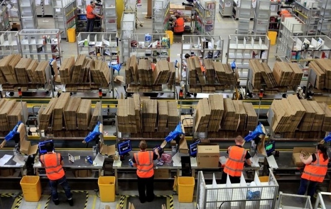 Немцы угрожают сорвать для Amazon Рождество