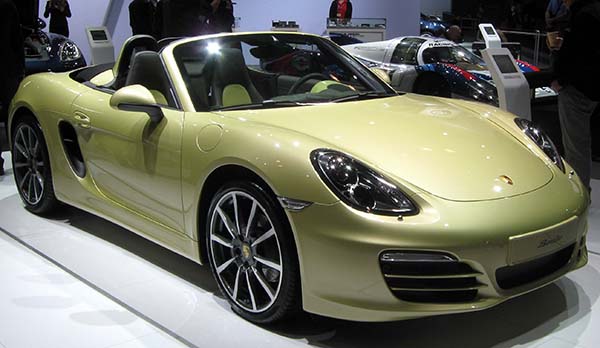 Самые низкие цены на автомобили Porsche установлены в салонах России 