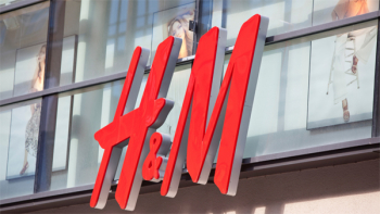 H&M требует взыскать 123,3 млн рублей с ТРЦ «Гринвич»