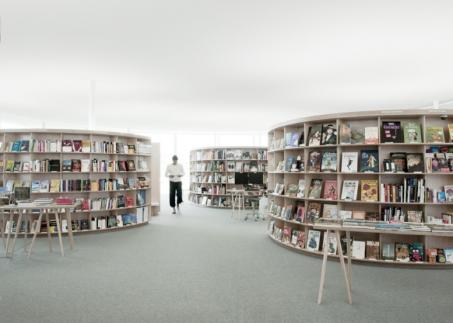 Самые необычные книжные магазины: готика и минимализм