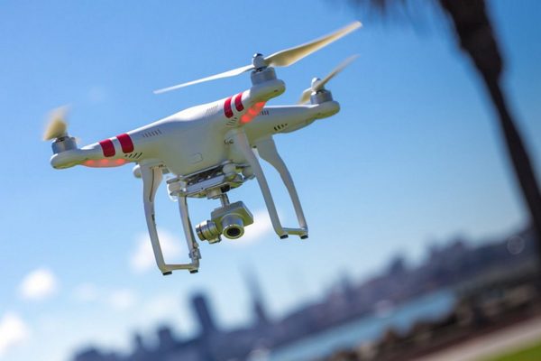 Alibaba начал доставлять посылки с помощью дронов
