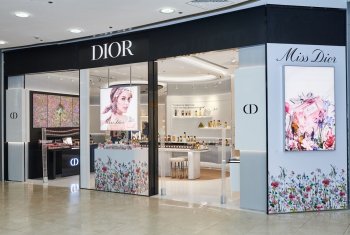 Падение выручки российских магазинов Chanel и Dior превысило 70%