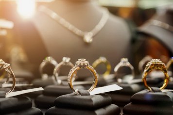 Продажи ювелирных изделий к концу года достигнут 540 млрд рублей