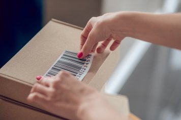 Отсрочка для маркировки остатков в легпроме и новые эксперименты: что в планах у Минпромторга