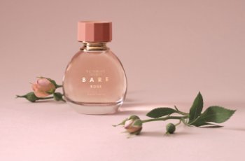 Victoria’s Secret выходит на рынок домашней парфюмерии