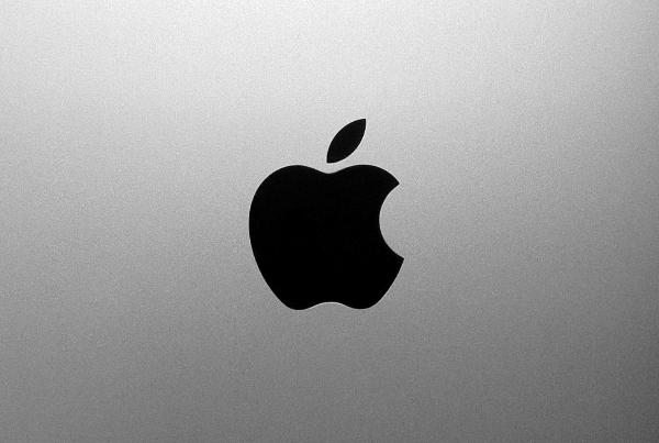 Apple выпустит новые iPhone позже обычного