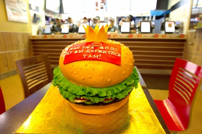 Бургер Кинг хочет купить Макдоналдс в России
