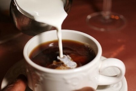 В России увеличился спрос на кофе и молоко