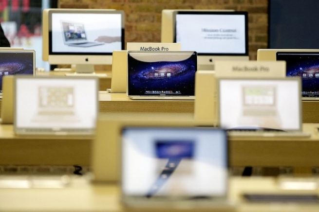СМИ: Apple выпустит три новые модели ноутбуков
