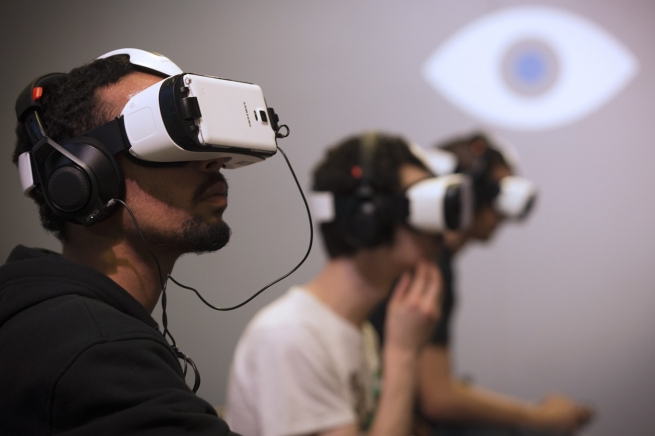 Четверть российских компаний внедряет VR-технологии