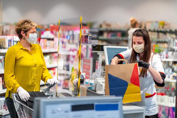 Tork запускает программу «Безопасность на рабочем месте» для поддержки сотрудников продуктовых магазинов и аптек