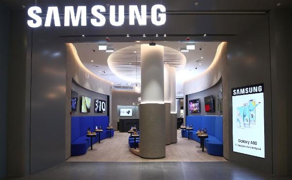 Samsung Electronics открывает флагман нового формата в ТРЦ «Авиапарк»
