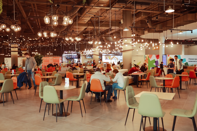 Число корнеров на фуд-холлах в сети «Место встречи» за полгода увеличилось на треть