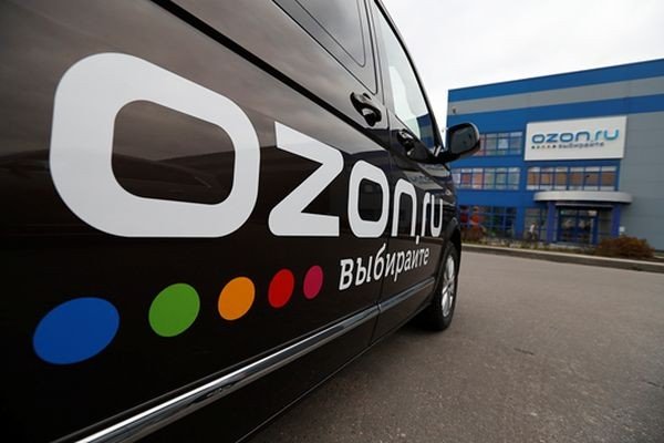 Ozon снизил тарифы на доставку после введения платы за нее