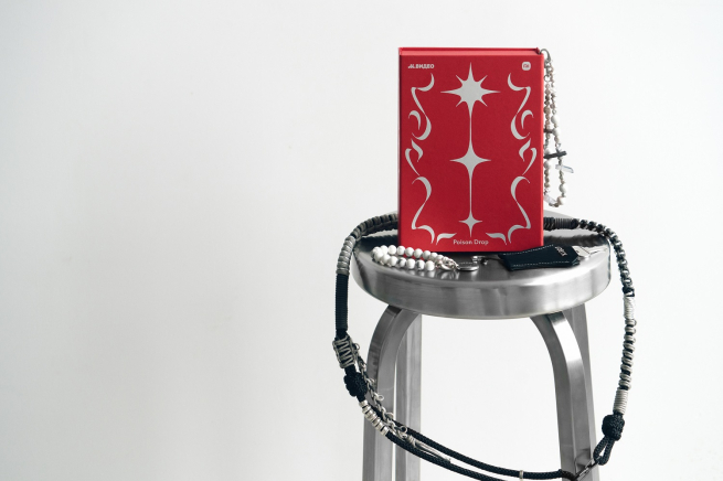 «М.Видео-Эльдорадо» и Poison Drop выпустили дизайнерский аксессуар для смартфона (ФОТО)