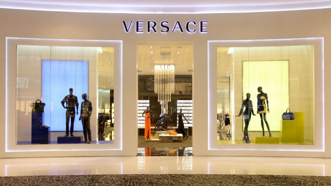 Versace отказался от участия в Неделе моды