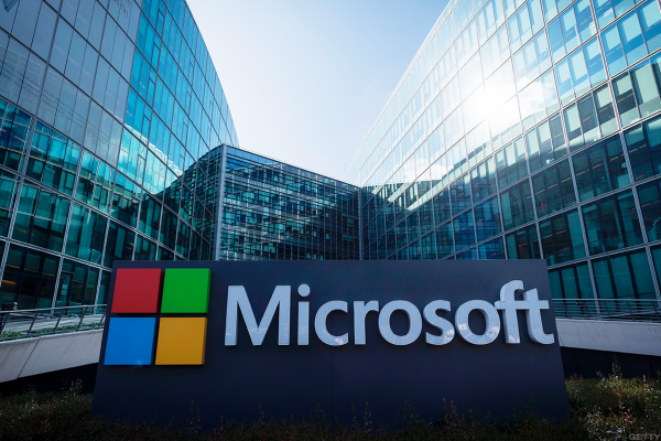 Microsoft назначила директора по Windows исполнительным вице-президентом Microsoft назначила директора по Windows исполнительным вице-президентом