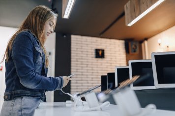 Падение POS-кредитования в РФ за пять месяцев превысило 60%