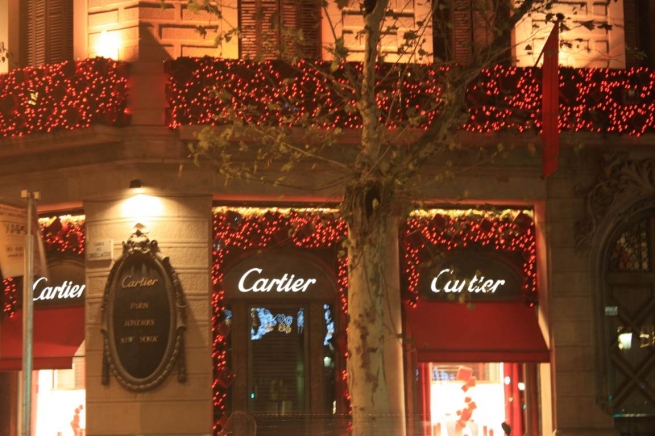 Владелец Cartier зафиксировал худшие за семь лет рождественские продажи