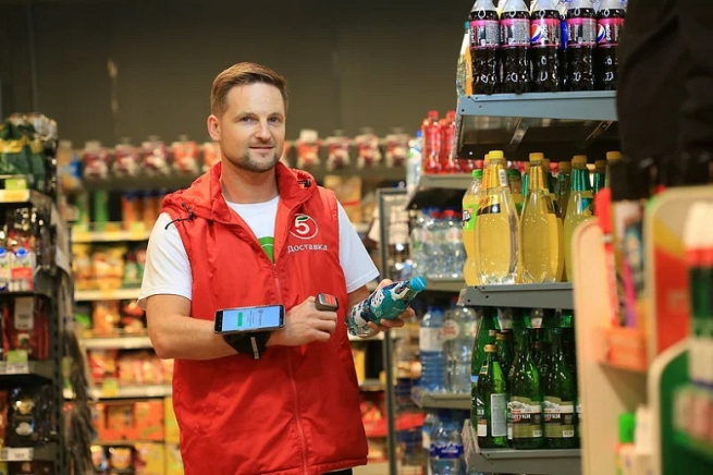 «Пятёрочка»: какие поколения быстрее достигают пика продуктивности