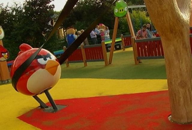 Открытие парка аттракционов Angry Birds в Санкт-Петербурге отложили на 2015 год