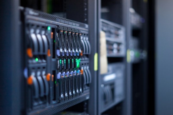 Операторов могут обязать хранить данные на российском оборудовании Операторов могут обязать хранить данные на российском оборудовании