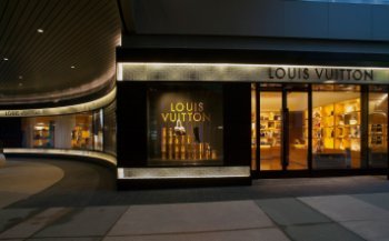 У Louis Vuitton остался в аренде один магазин в России