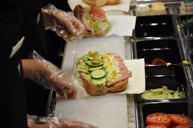 Subway отказывается от использования резины в сэндвичах Subway отказывается от использования резины в сэндвичах