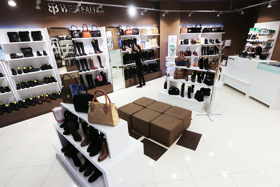 Выручка "Обуви России" росла на продажах кремов для ног, одежды и товаров для дома