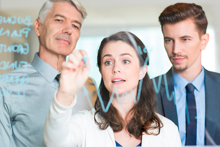 Ритейл в 2025 году: от точечных ИТ-проектов к управляемой операционной модели