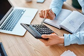 Бюджет недополучит до 690 млрд руб. налогов от маркетплейсов