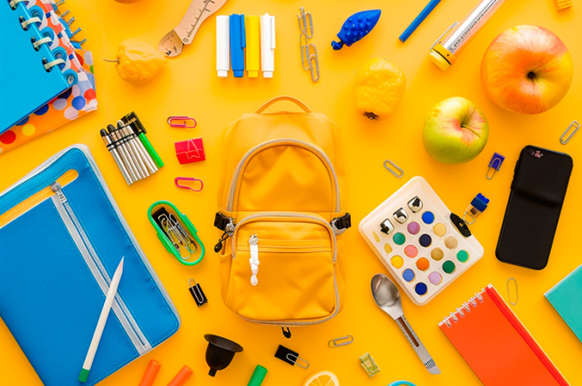 Как работать на маркетплейсах с учебниками и канцелярией: что продавать в несезон, и как поддерживать интерес