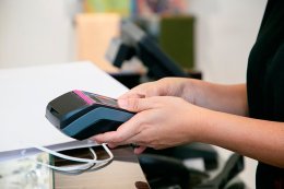 Цифра диктует условия: почему ритейл увеличивает закупки мобильных принтеров и терминалов сбора данных