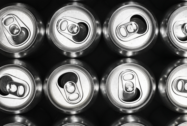 Эмин Агаларов продал бизнес по выпуску энергетиков.jpg