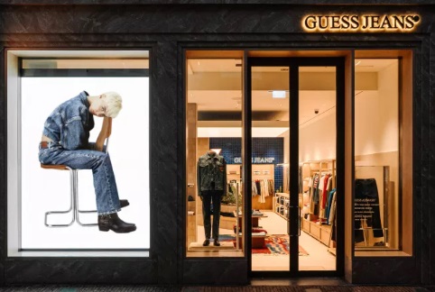 Бренд GUESS JEANS выходит на российский рынок