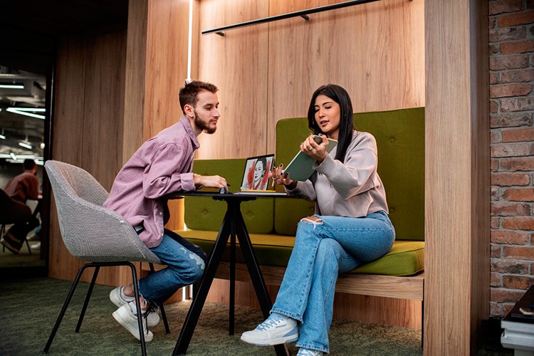 Цифровые кочевники: поколение X против поколения Z. Конкуренция или коллаборация?