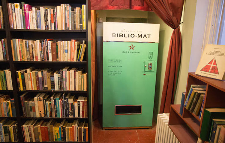 Маленький, но милый! Делаем книжный магазинчик заметным на фоне крупных сетей