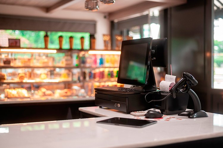 Штрафы за нарушения с онлайн-кассами: удар по малому бизнесу или давно назревшая мера? Штрафы за нарушения с онлайн-кассами: удар по малому бизнесу или давно назревшая мера?