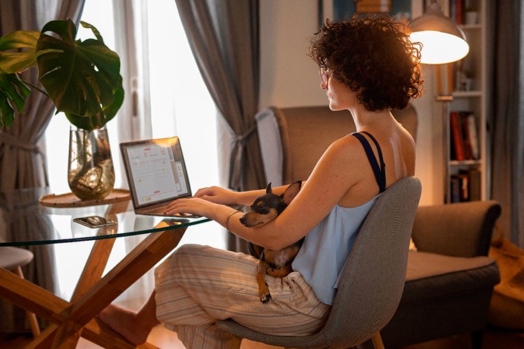 Постпандемический синдром: какие практики удалённой работы укоренились навсегда, а что оказалось мимолётным трендом