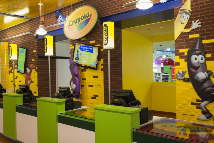 Crayola-Retail-Store-IDL-Worldwide-Reztark-Design-Easton-Pennsylvania-09.jpg