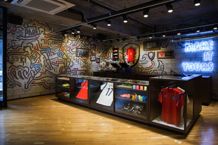Nike-store-Seoul-South-Korea-06.jpg